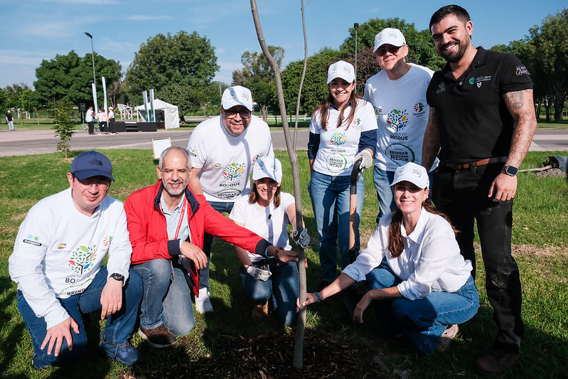 Inicia AMBU jornada de arborización para fortalecer los bosques urbanos de Guadalajara