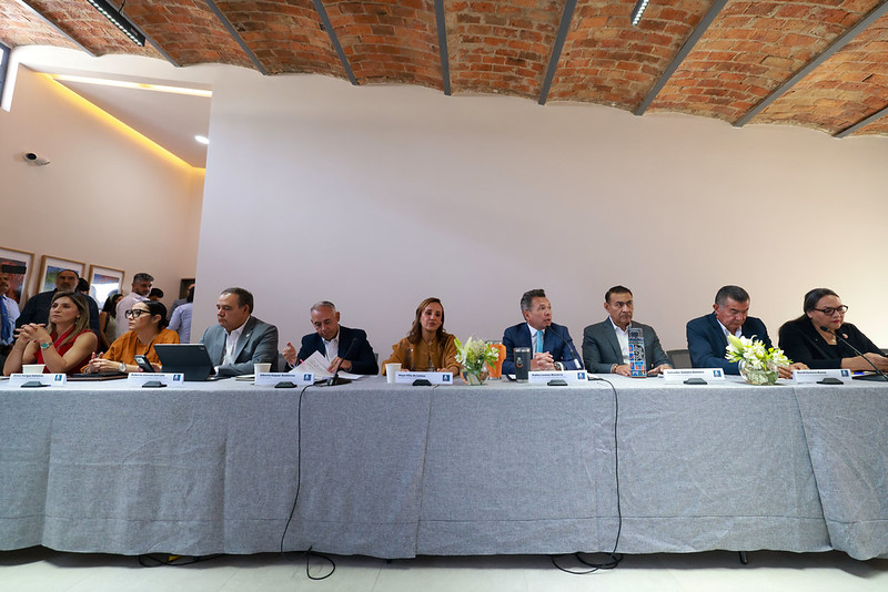 Gobierno de Jalisco acuerda nuevas acciones con colectivos de búsqueda y familiares de personas desaparecidas