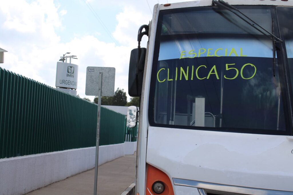 Inauguran nueva ruta de transporte a la Clínica 50