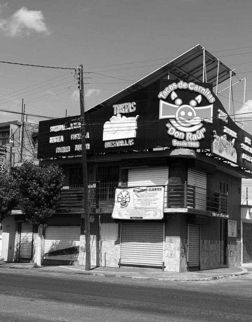 Amenazas obligan a negocio a cerrar sus puertas, piden apoyo