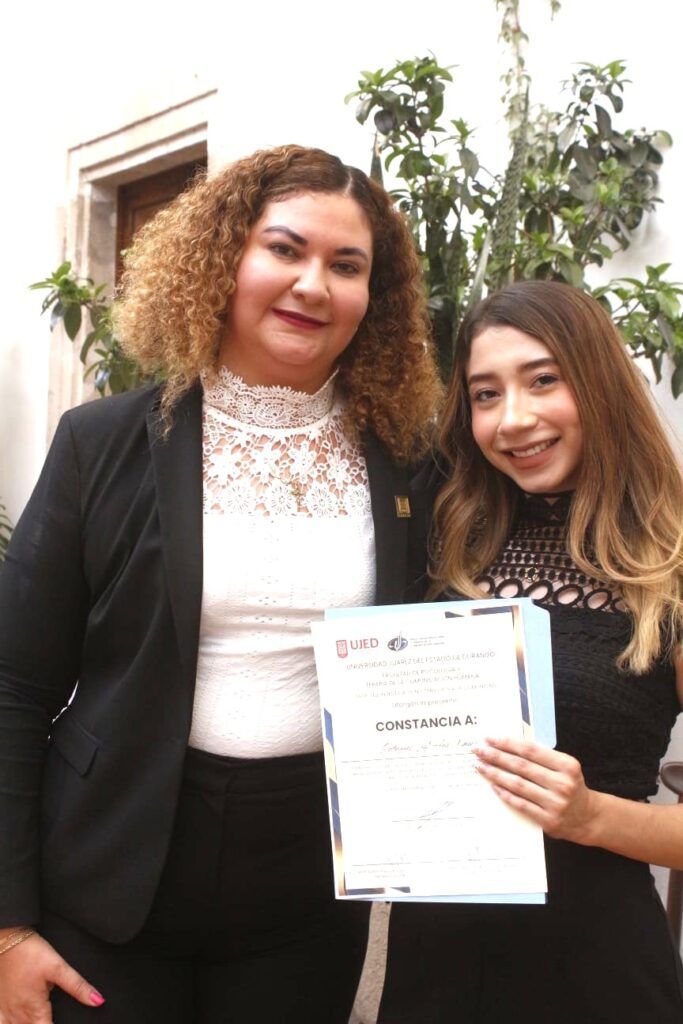 Facultad de Psicología de la UJED reconoce formación profesional de residentes del CISC