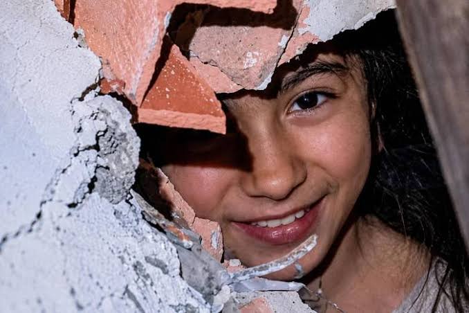 Rescate de Fabiana devuelve esperanza tras los terremotos en Venezuela