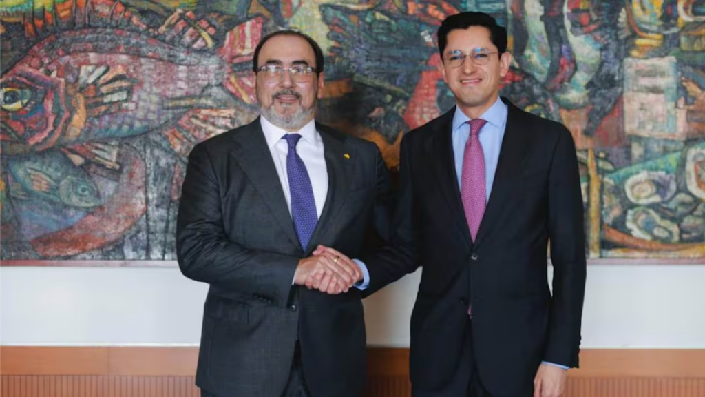 Gobierno de México impulsa nuevos acuerdos de financiamiento con CAF