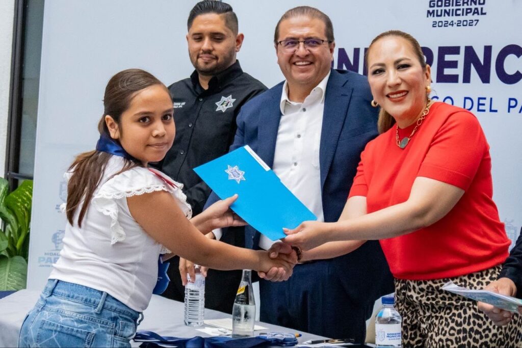 Reconoce alcalde Salvador Calderón a niñas y niños que concluyeron el Curso de Educación Vial 2026