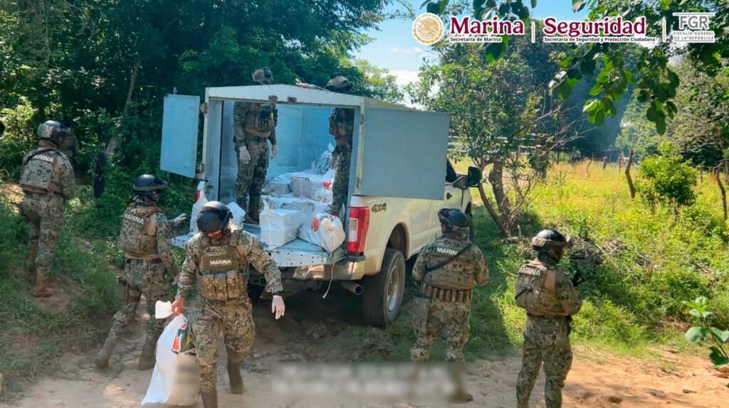 Marina asegura 834 kilos de cocaína en Chiapas; evitó la distribución de 1.6 millones de dosis