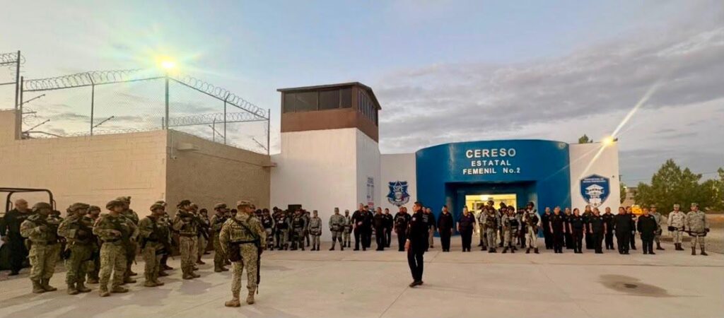 Operativo de revisión extraordinaria en el CERESO Femenil No. 2 de Ciudad Juárez