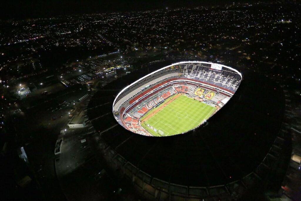 Estadio Azteca suma 24 partidos mundialistas y hace historia