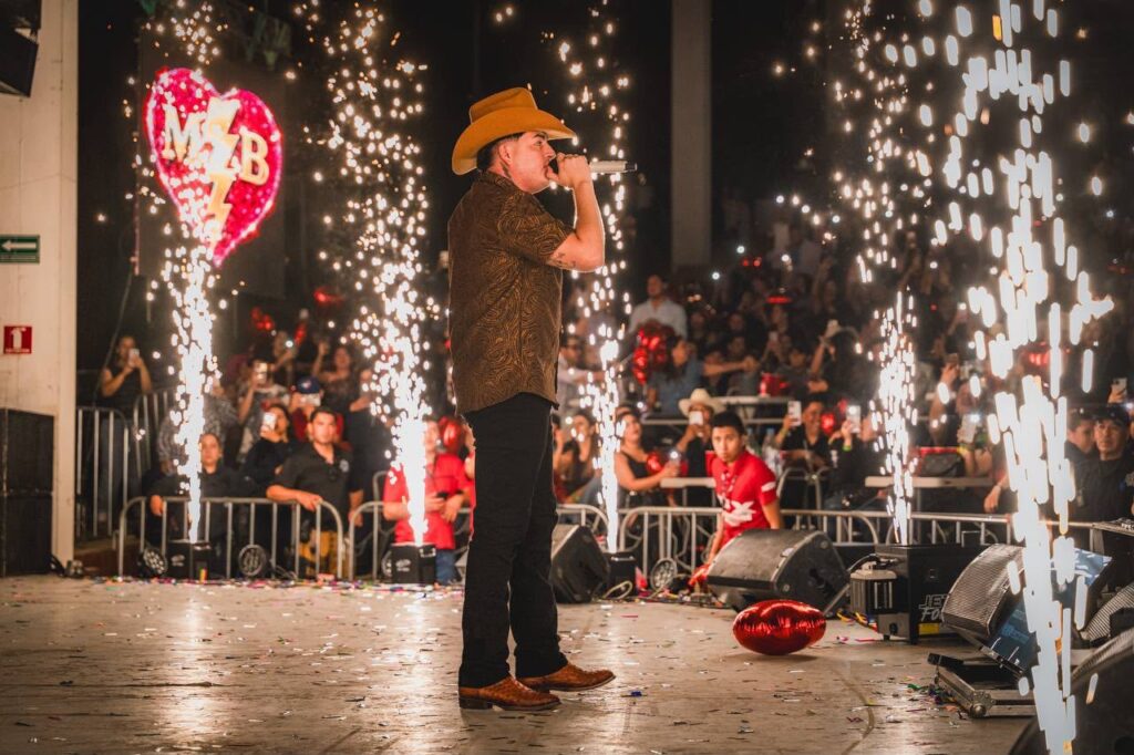 Historia, teatro y música encienden una noche inolvidable en las Jornadas Villistas