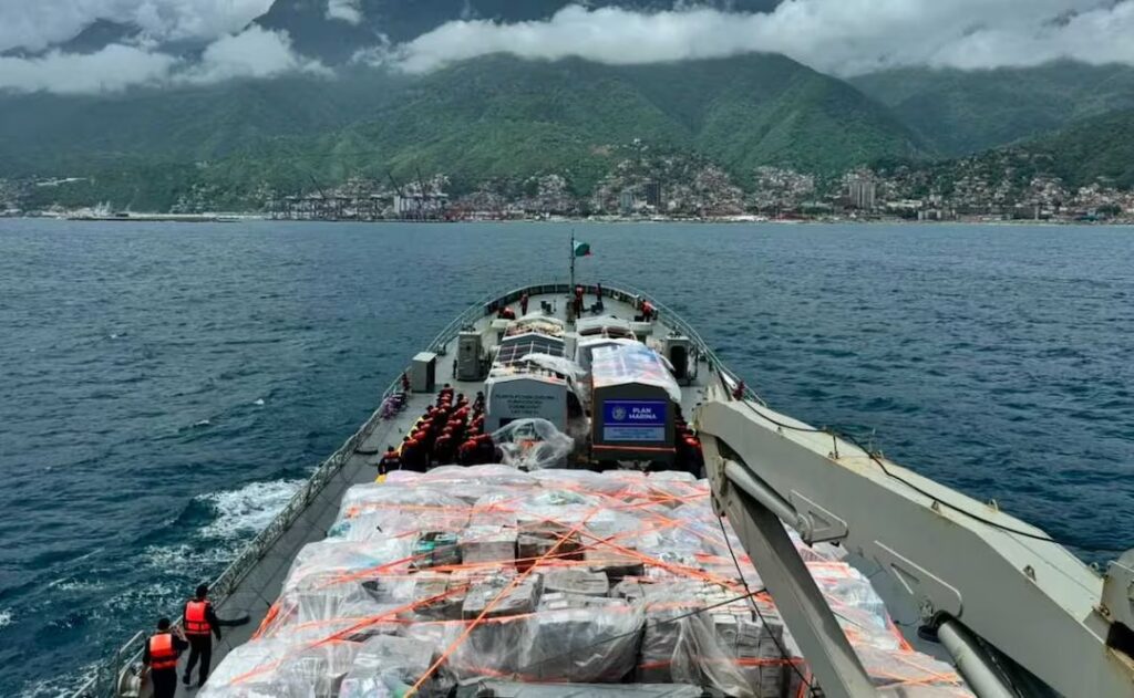 Buques de la Marina mexicana llegan a Venezuela con 388 toneladas de ayuda humanitaria