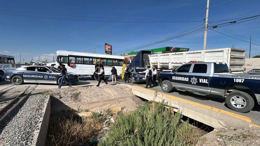 Adulto mayor muere atropellado por una rutera en Ciudad Juárez