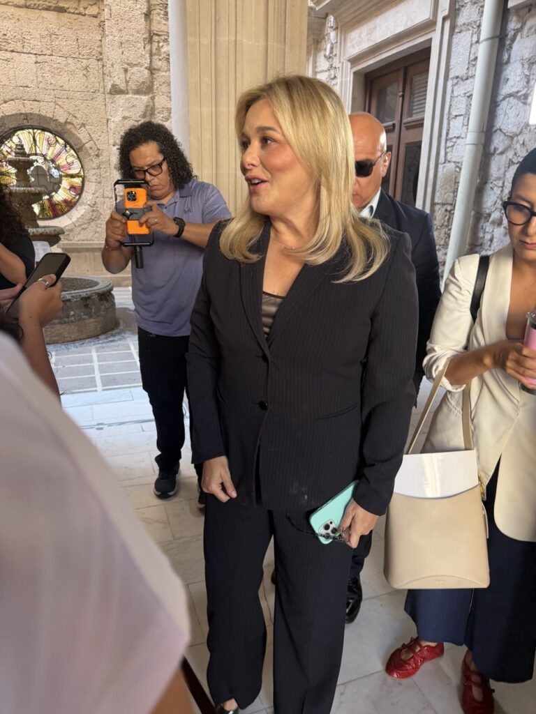 Maru Campos descarta respaldar aspirantes del PAN