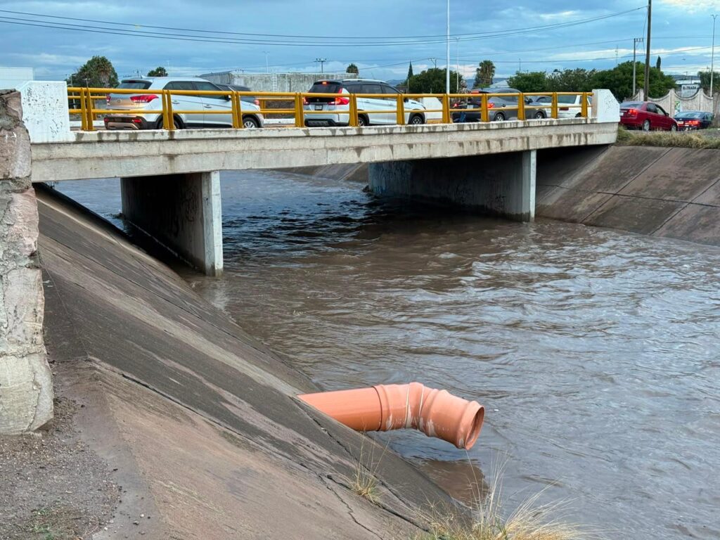 Se cree que la mujer arrastrada por la Acequia Grande es una ciclista