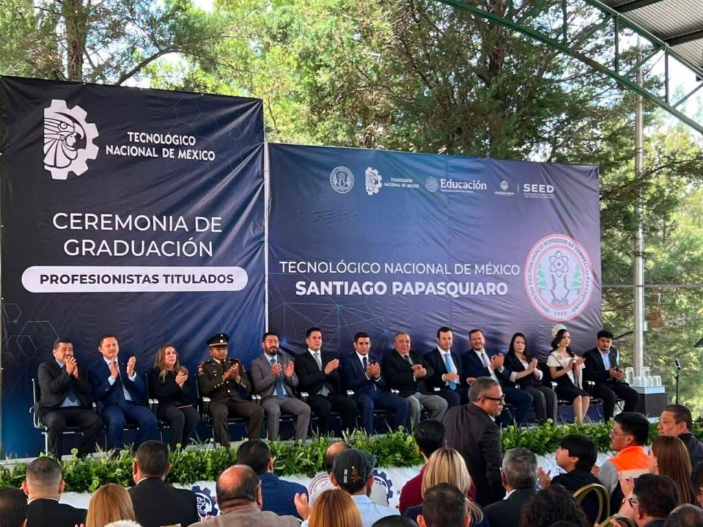 ¡Lo hicieron! Egresan 86 nuevos profesionistas del TecNM Santiago; en ocho carreras