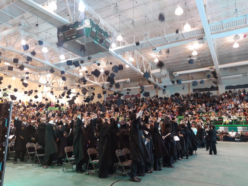 Concluyen estudios 3 mil alumnos del Conalep en Parral, Santa Bárbara, Cuauhtémoc y Cd. Juárez