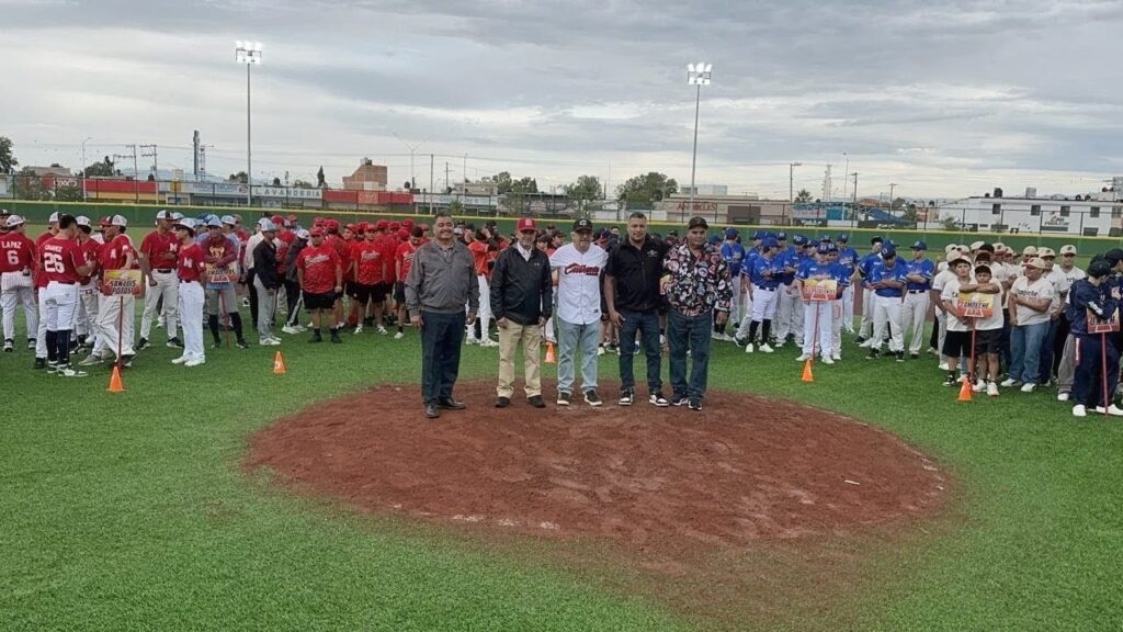 Durango inaugura el Nacional U18 de beisbol con triunfo anfitrión