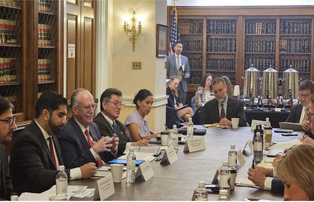 Roberto Lazzeri inicia diálogo con legisladores de EU sobre el T-MEC
