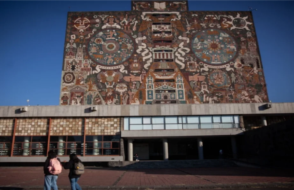 UNAM instala comisión para revisar examen de admisión