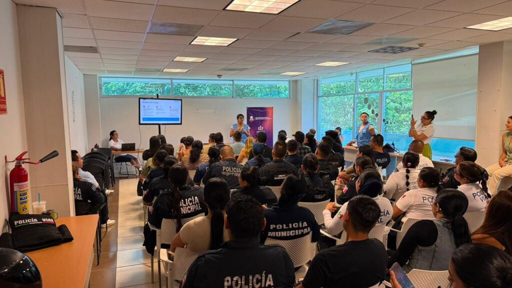 Capacitan a policías de cinco municipios de Jalisco para fortalecer la atención a mujeres víctimas de violencia