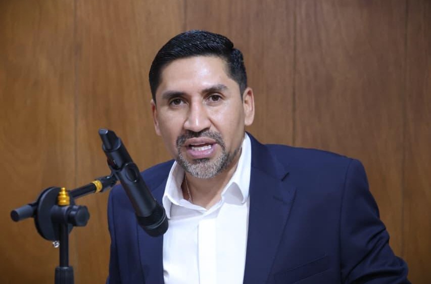 Programas sociales deben responder a las necesidades reales de la población: Fernando Rocha