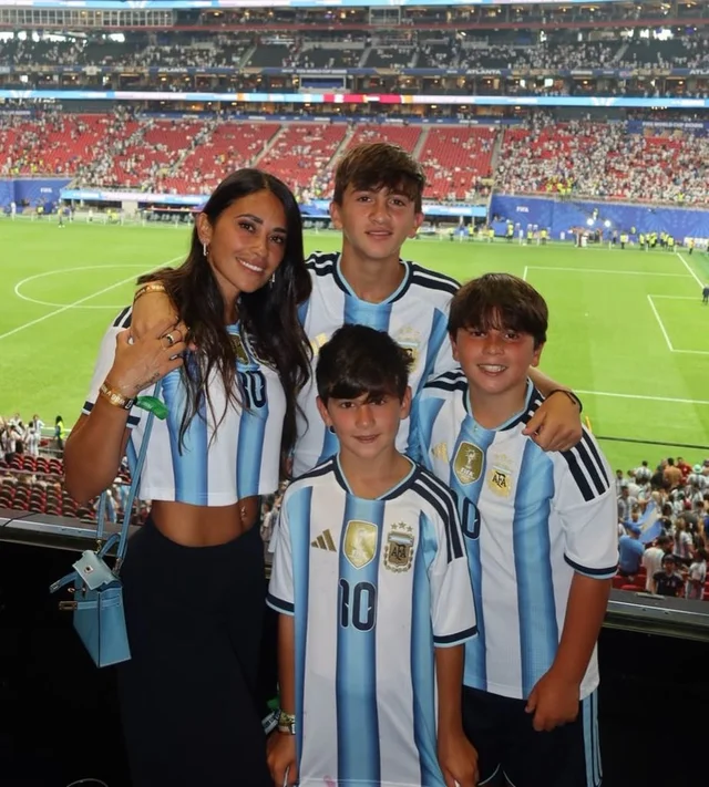 Antonela Roccuzzo presume orgullo por Messi tras remontada de Argentina