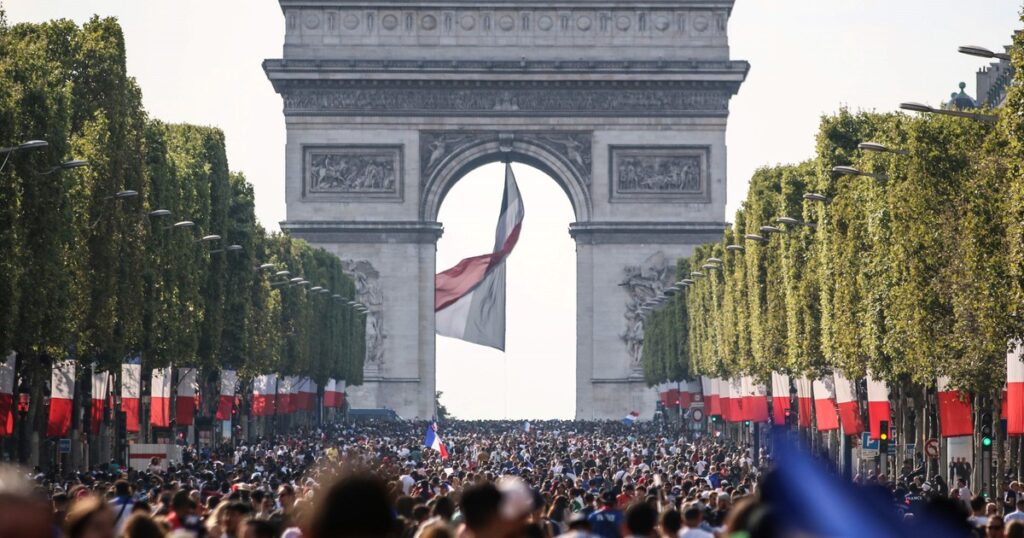 Adolescente muere durante festejos de Francia en el Mundial 2026