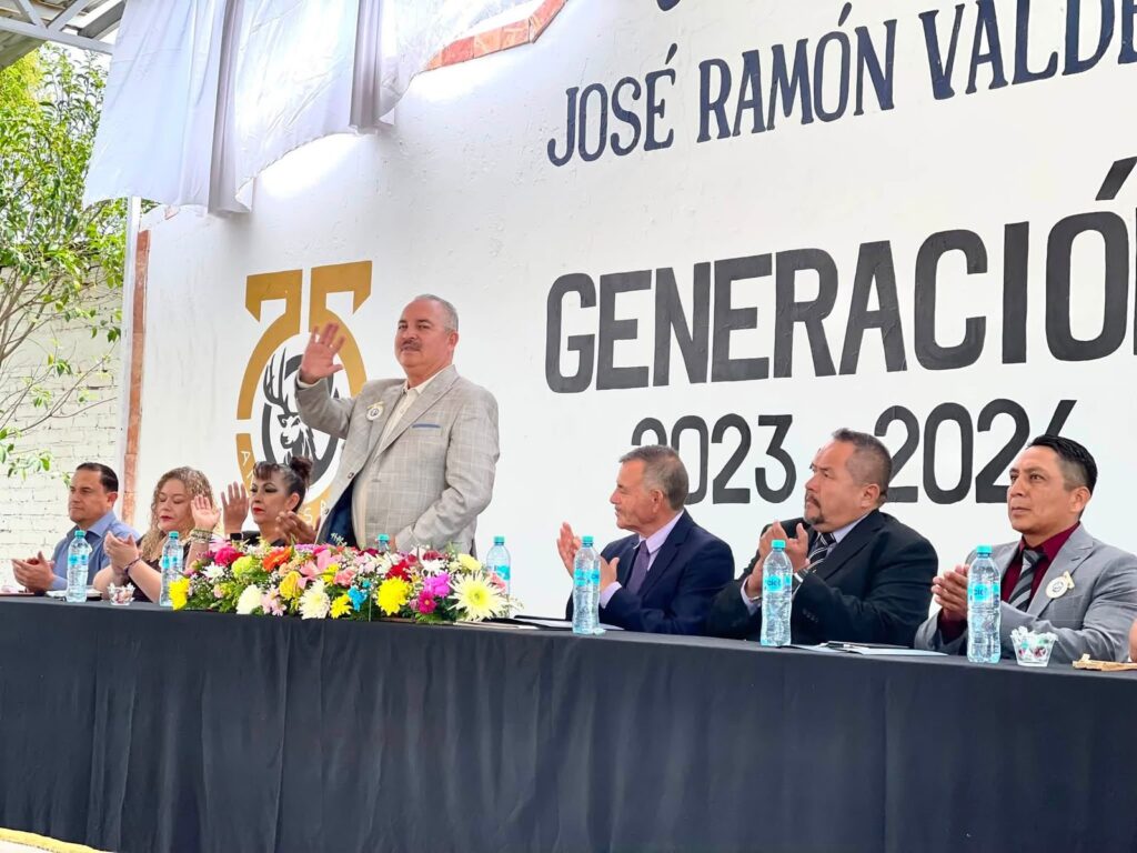 Secundaria JRV celebra 75 años de historia con la graduación de 192 estudiantes