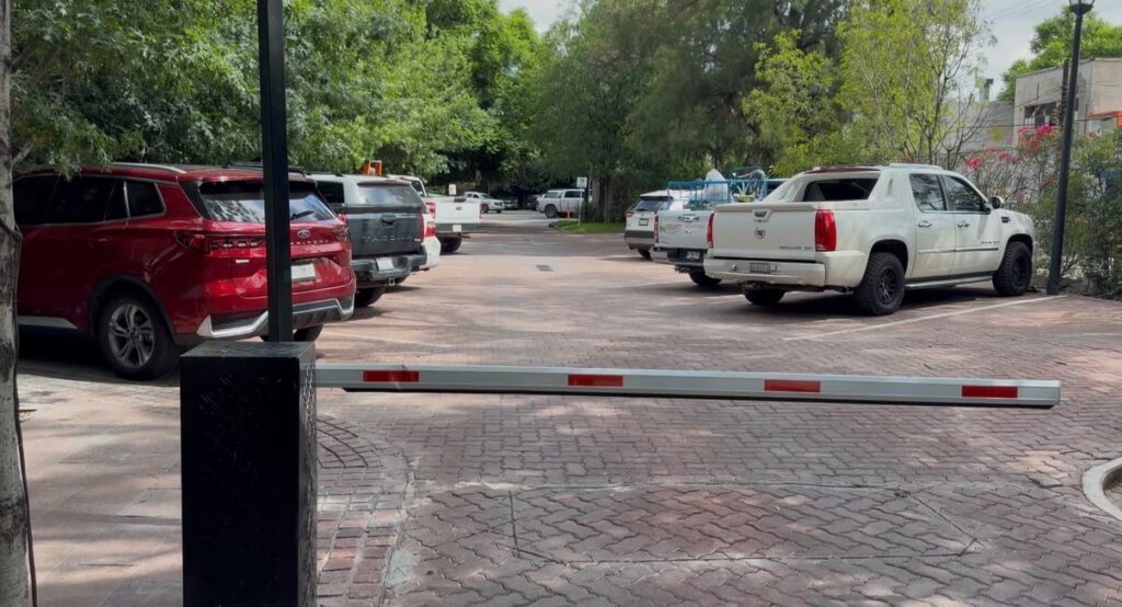Hoteles justifican cobro de estacionamiento a usuarios externos
