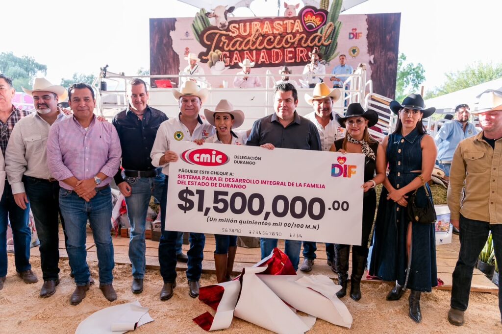 La solidaridad de Durango se hace presente en la Subasta Ganadera por la Casa Hogar del DIF