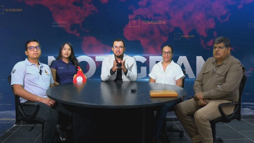 Estudiantes de Ing. Industrial desarrollan suplemento proteico para aves a base de chapulín