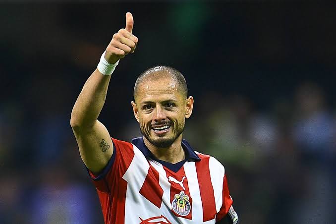Javier Hernández evita el retiro y firma con nuevo club en EU