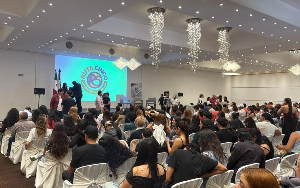 Encuentro ciudadano reúne a nuevos integrantes de Ruta Cinco en Durango