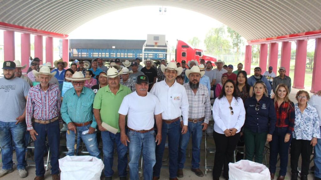 Entregan 40 toneladas de Avena Subsidiada para fortalecer al campo en Vicente Guerrero