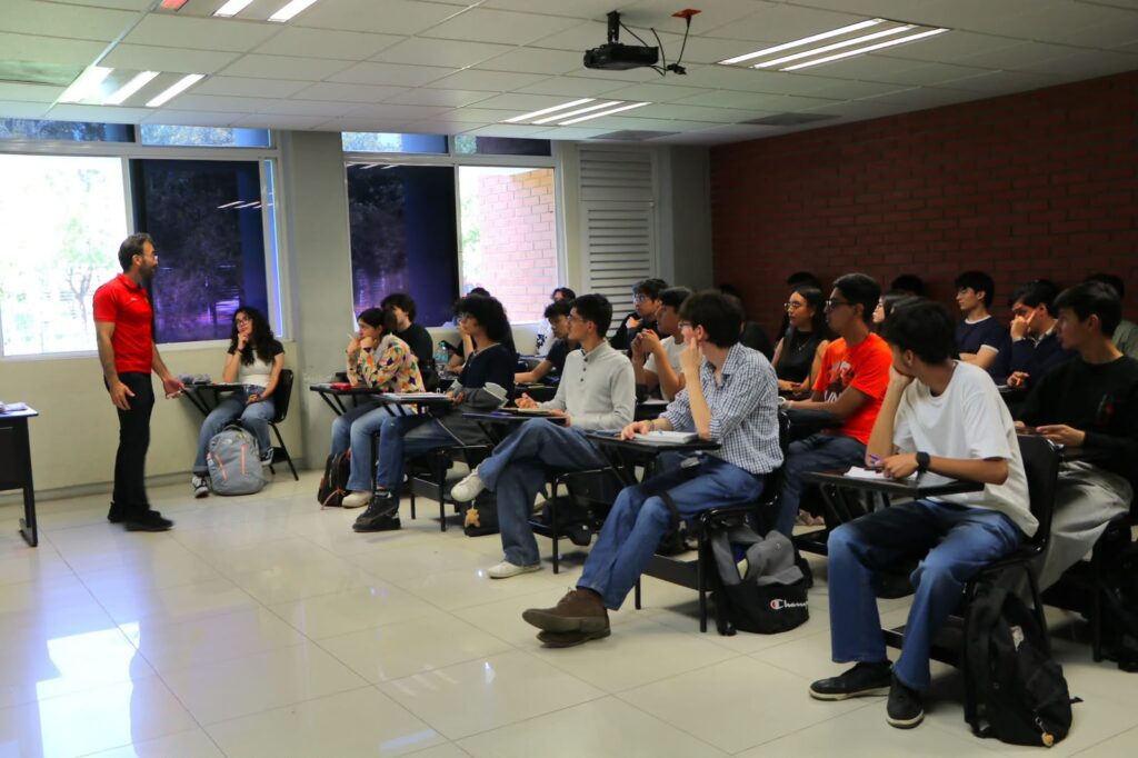 Mil 600 estudiantes inician cursos de nivelación en el Tecnológico de Durango