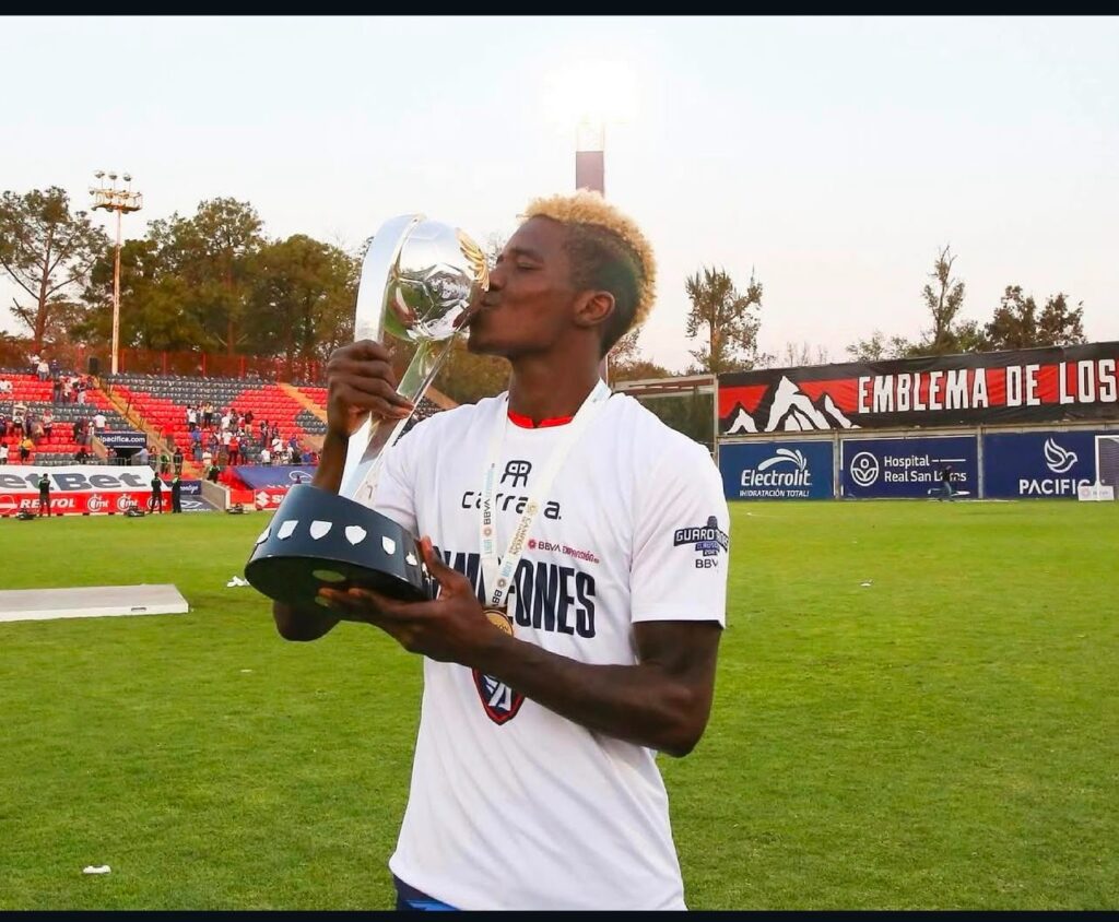 Alacranes fortalece su ofensiva con la incorporación de David Angulo