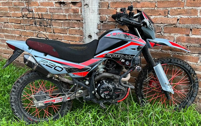 Operativo Dragón recupera motocicleta con reporte de robo
