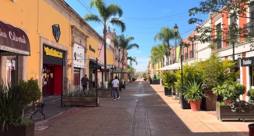 Ventas en el Centro Histórico caen hasta 40 % durante vacaciones y Feria