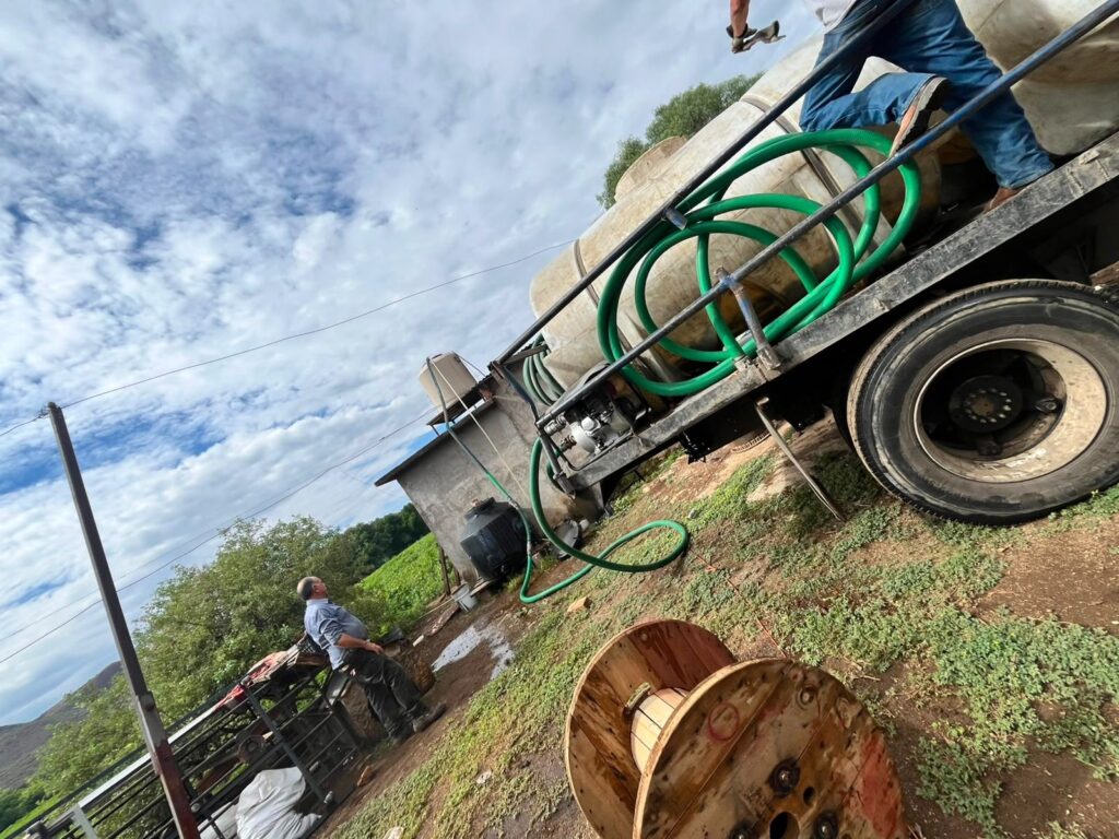 Gobierno de Parral refuerza el suministro de agua en distintos puntos de la ciudad