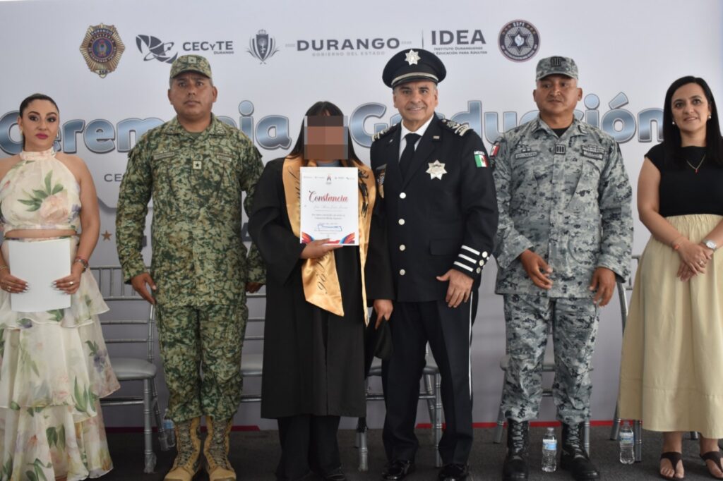 Jóvenes y custodios del CERTMI concluye estudios de secundaria y bachillerato