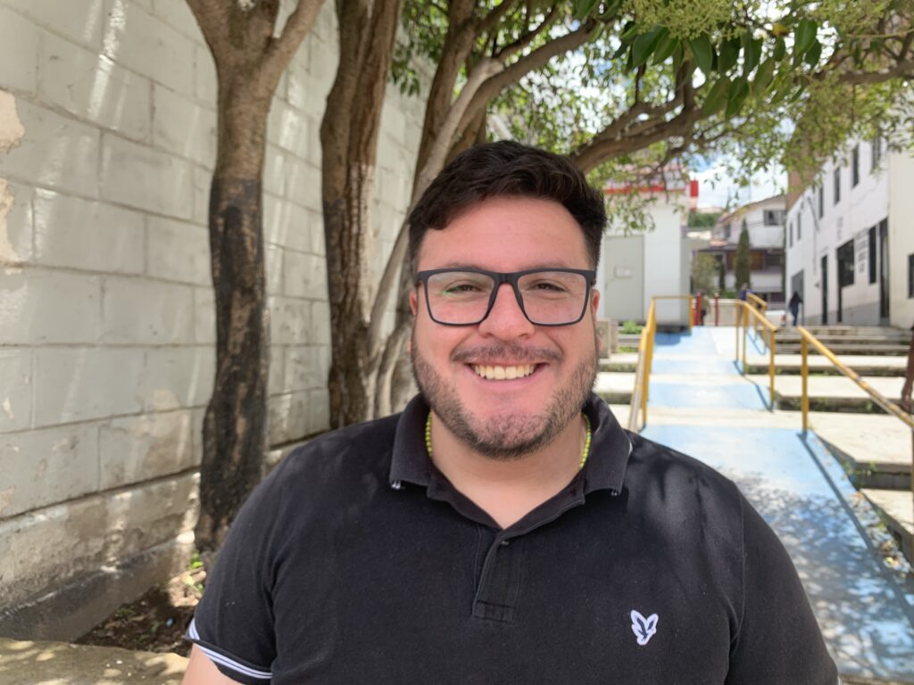 Inician operativo de deschatarrización en Pueblo Nuevo; exhortan a retirar vehículos abandonados