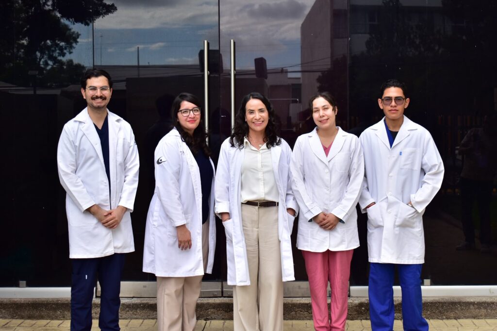 Médicos investigadores de Durango ganan premio por estudio para prevenir diabetes gestacional