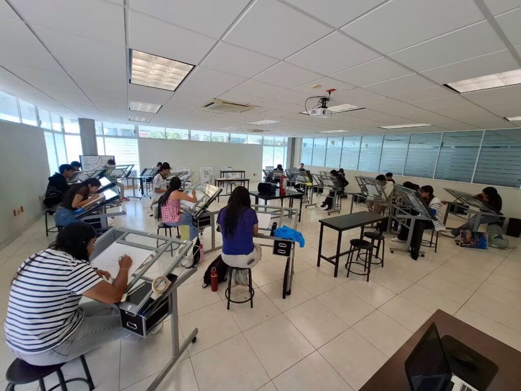 Arranca integración de mil 600 estudiantes de nuevo ingreso en el ITD