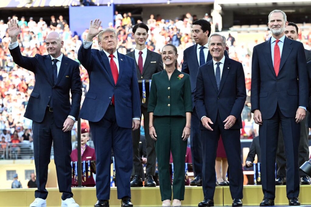Sheinbaum participa en la premiación de la final del Mundial 2026 junto a Donald Trump