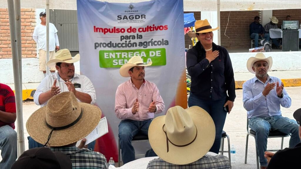 Productores reciben apoyo de Semilla de Avena en Nombre De Dios
