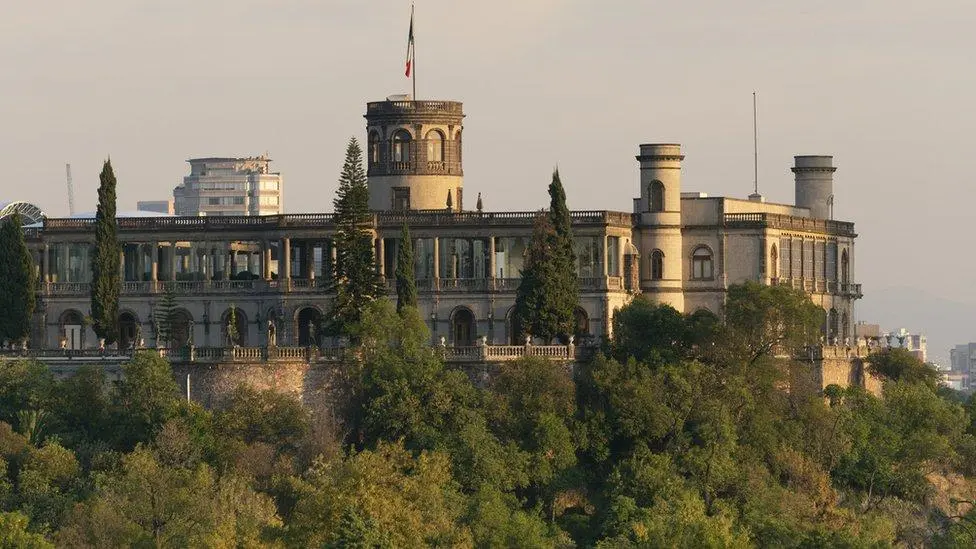 FGR investiga cena privada de la FIFA en el Castillo de Chapultepec; INAH reserva información
