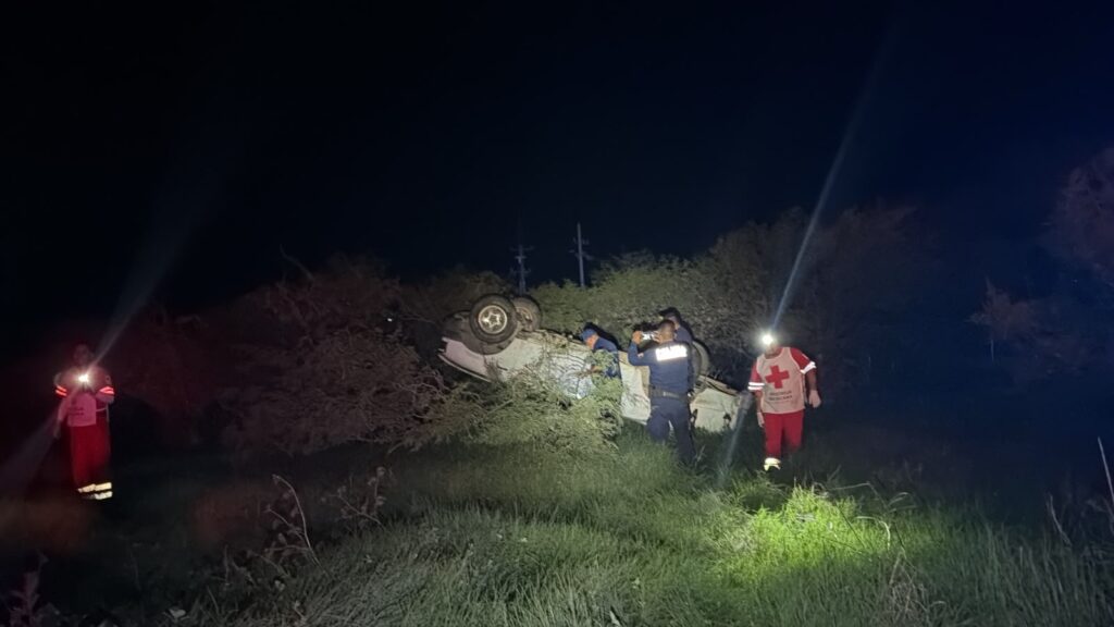 Alcoholizado volcó en su vehículo y perdió la vida durante la noche