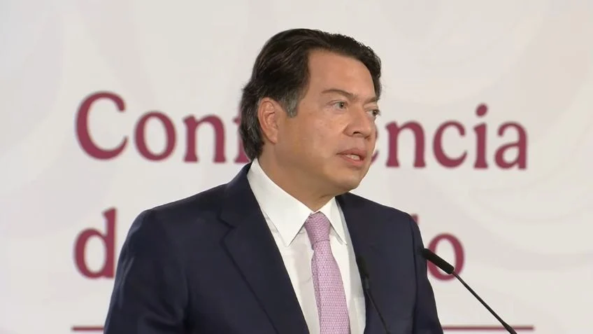 SEP impulsa debate para regular uso la IA y celulares en escuelas de México