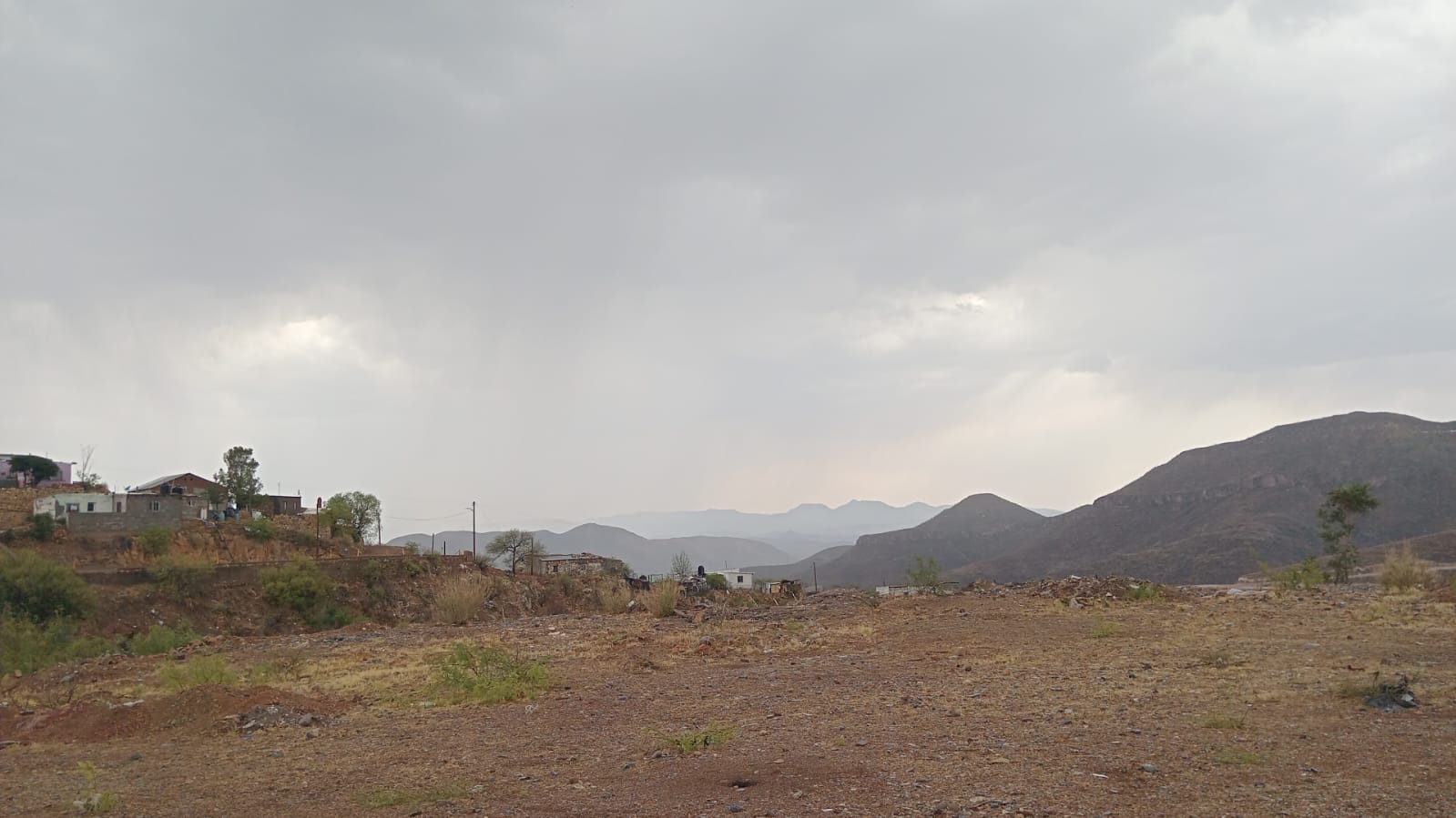 Prevé Protección Civil ambiente caluroso y lluvias con actividad eléctrica en Chihuahua para este inicio de semana